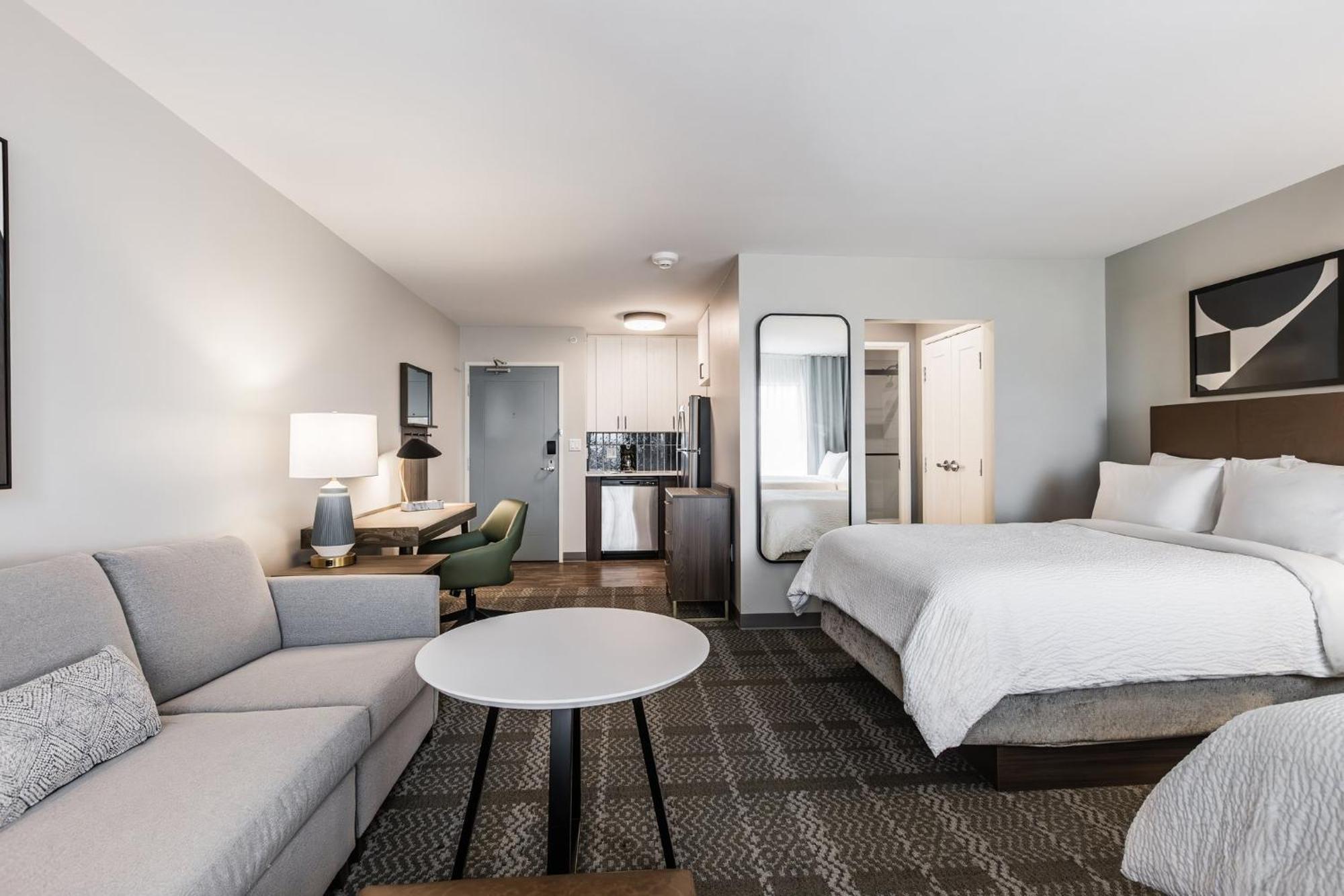 Staybridge Suites - Dawson Creek By Ihg Exterior foto